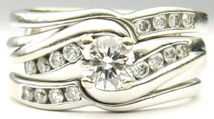 e9007 Canadian maple leaf diamond ring