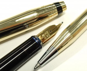 e9407 Solid 14 karat gold Cross pen set