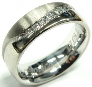 e9411.1 18kt diamond wave ring