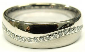 e9556 Crown 14kt. white gold diamond wedding ring WB-8033