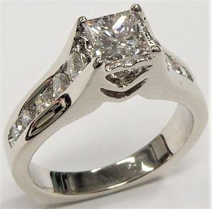Cast /& Crafts 14K Yellow Gold Finish Halo Bridal Wedding Ring Set 1.75Ct Round Cut Diamond