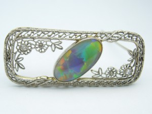 e6156.1 black opal brooch