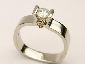 e6585 0.33ct. custom solitaire wg