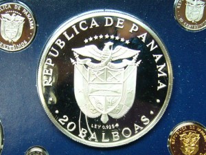 e7771 20 Balboas Panama coin