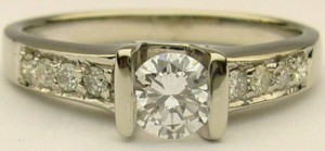 e8278 .37ct tw eng ring