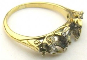 e8398.2 worn out antique ring