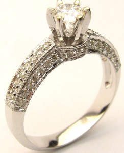 e8439 18kt 0.58ct tw eng ring