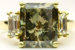 e8068 3.05ct dark greenish yellow-brown diamond ring