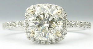 e8990 18kt halo 1.05ct. I1-J