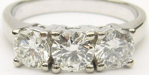 e9048 diamond ring 3 stone