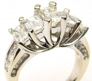 e6792.1 emerald cut diamond ring