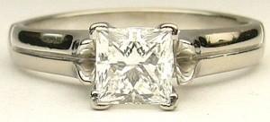 e9191 0.70ct. VS2-G princess cut Canadian diamond ring