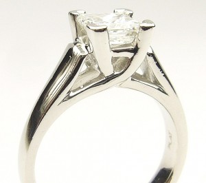 e9264.1 platinum princess cut diamond ring