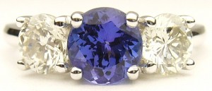 e9282 Tanzanite and diamond ring