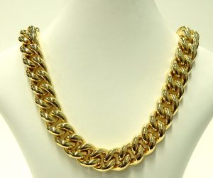 e9747 curb link necklace 18 karat