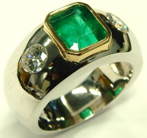 e9755 emerald and diamond ring 18 karat custom made 001