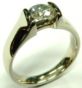 e10046-0-69ct-si1-h-solitaire-diamond-ring-14kt-002