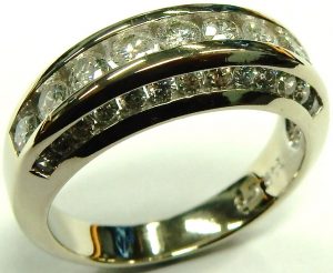 e9987-1-00-carat-diamond-anniversary-ring