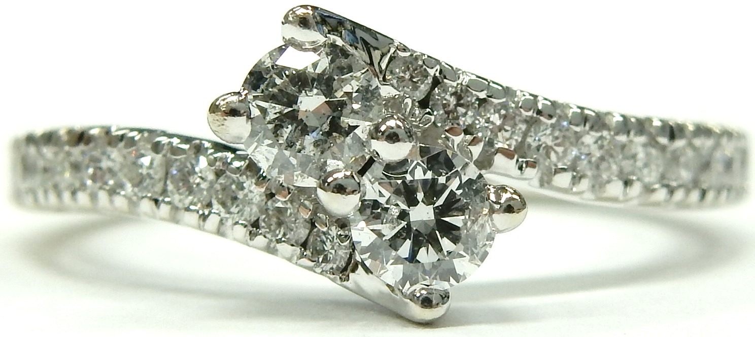 Bill Le Boeuf Jewellers Barrie, Ontario rings 1000 and under