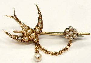 Wholesale Luxury Custom Design Cameo Mikimoto Pin Brooch for Women Jewelry  - China Brooch and Pearl price