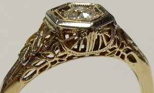 Bill Le Boeuf Jewellers - Barrie, Ontario - rings $1000 and under