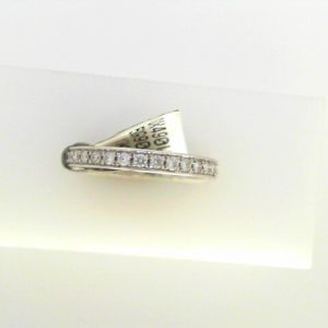 Diamond Wedding/Anniversary Ring 
14 Karat White Wedding/Anniversary Ring 
Finger Size 6 
17 Center Diamonds Shape: Round 0.25