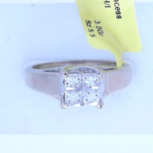 Estate Diamond Engagement Ring 
18 Karat White Estate Engagement Ring 
Finger Size 5.5 Gram Weight 3.8 
4 Center Diamonds Shape: Princess; Clarity: SI1; Colour: H/I 0.45