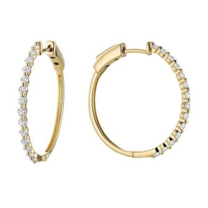 Diamond Earrings
14 Karat Yellow Diamond Earrings
Gram Weight 3.38
Center Diamond Shape: Round 0.72