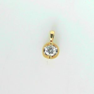 Estate Diamond Pendant/Necklace 
10 Karat Yellow Estate Diamond Pendant 
Gram Weight 0.4 Chain Style: No Chain 
1 Center Canadian Diamond 0.21ct Shape: Round; Clarity: I2; Colour: G 0.21
