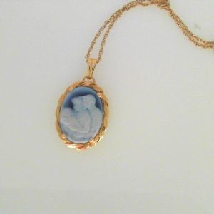 14 Karat Yellow 
 Chain Style: Rope 14 Karat Yellow Length: 18in