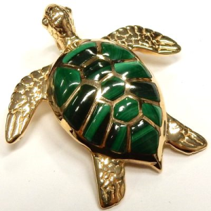 Special price, cash, debit, or etransfer, no further discount.
Kabana Malachite Turtle Estate Pendant
14 Karat Yellow Malachites Pendant
Gram Weight 13.04 Chain Style: No Chain
13 Center Malachites Shape: Various Shapes