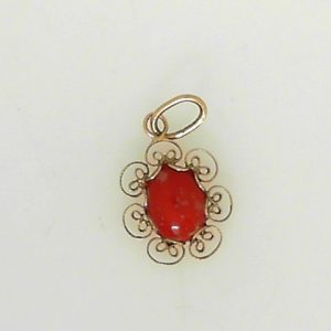 Coral Estate Pendant
14 Karat Yellow Reddish Orange Coral Pendant
Gram Weight 0.63 Chain Style: No Chain
1 Center Coral Shape: N; Colour: Reddish Orange