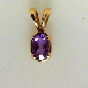 Amethyst Estate Pendant
10 Karat Yellow Amethyst Pendant
Gram Weight 0.4
1 Center Amethyst Shape: Oval