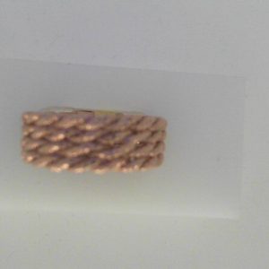 Rosé 14 Karat Hammered Hollow Band Estate Ring Width 7.3 mm
Size: 6.75
Gram Weight 2.01 gr