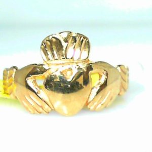 Yellow 10 Karat Polished Claddagh Estate Ring
Size: 10
Gram Weight 3.11 gr
