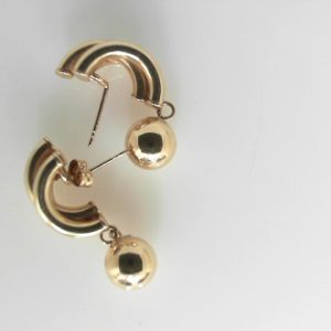 Yellow 14 Karat Polished Drop Estate Earring
Gram Weight 1.99 gr