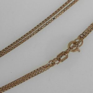 Yellow 9 Karat Polished Box Estate Chain
Length 26 in
Gram Weight 5.31 gr