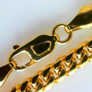 Yellow 18 Karat Polished Cuban Estate Chain
Length 22 in
Gram Weight 52.7 gr