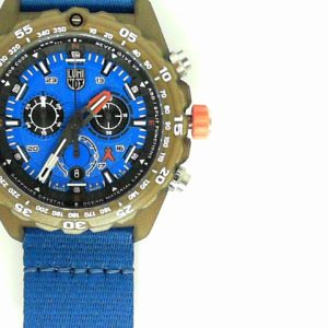Bear Grylls Survival ECO Series
100% recycled material from #tide
Brown Stainlesssteel Chronograph Watch Strap/Brac.: OCEAN BLUE
Clasp: Buckle
Strap/Brac Color: OCEAN BLUE