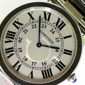Gents 36mm Cartier Ronde Solo Quartz on bracelet 2934 707403QX wtih box and papers.