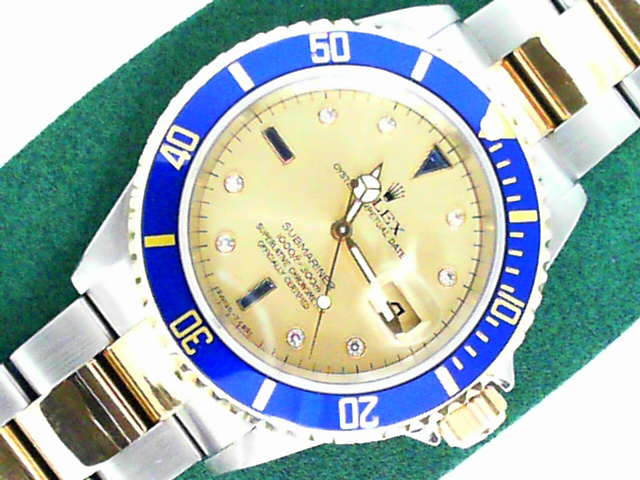 Estate Rolex Divers Year: 2001
Vendor Style #: 001-22393-001 Serti Champagne SN: K882076 Bracelet
40mm 18K/Stainless Steel
Dial: Champagne diamonds sapphires
Box Not Included/Papers Not Included
Condition Very good
1 Year Warranty