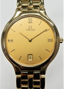 Estate Omega Dress Year: 1985
Vendor Style #: 4130.1300 SN: 48159271 
32mm 18 Karat
Dial: Champagne hash 
Box Not Included/Papers Not Included
Condition Very good
1 Year Warranty