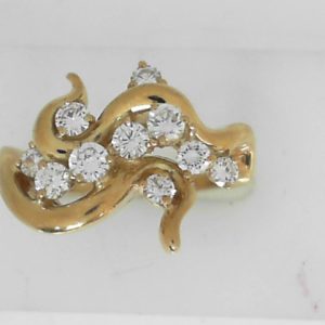 Lady's Yellow 22 Karat Contemporary Estate Dinner Ring Size 7.75 With 10=0.66Tw Round F Vs Diamonds Discount: 40
Gram Weight: 8.2