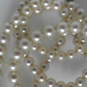 Pearls Estate Pendant
10 Karat White Pearls Pendant
Chain Style: No Chain
104 Center Pearls Shape: Round