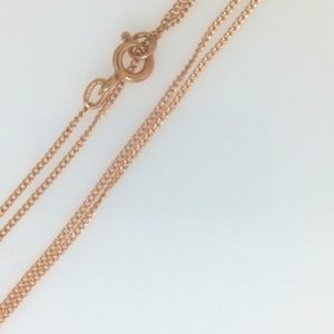 Yellow 14 Karat Polished Curb Estate Chain Width 1.2 mm 
Length 18 in 
Gram Weight 2 gr