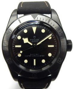 Estate Rolex Divers
Vendor Style #: 79210CNU Black Bay Ceramic SN: LR39827 Strap
41mm StainlessSteel
Dial: Black Plots
Box Included/Papers Included
Condition Excellent
1 Year Warranty