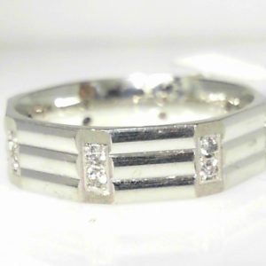 Diamond Ring- Men's 
10 Karat White Men's Diamond Ring 
Finger Size 10 
 Center Diamond Shape: Round