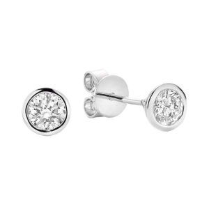 Diamond Earrings 
14 Karat White Diamond Earrings 
 
2 Center Diamonds Shape: Round 0.61