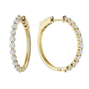 Diamond Earrings 
14 Karat Yellow Diamond Earrings 
 
22 Center Diamonds Shape: Round 1.36