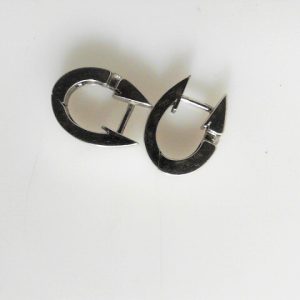 Estate Diamond Earrings 
18 Karat White Estate Diamond Earrings 
Gram Weight 7.36 
2 Center Diamonds Shape: Round